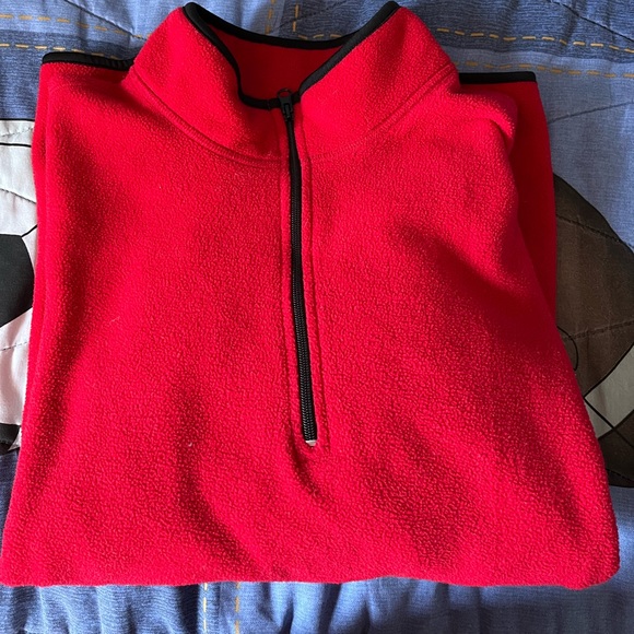 Red old navy fleece - Picture 2 of 5